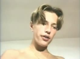 Br555 Seul a la maison